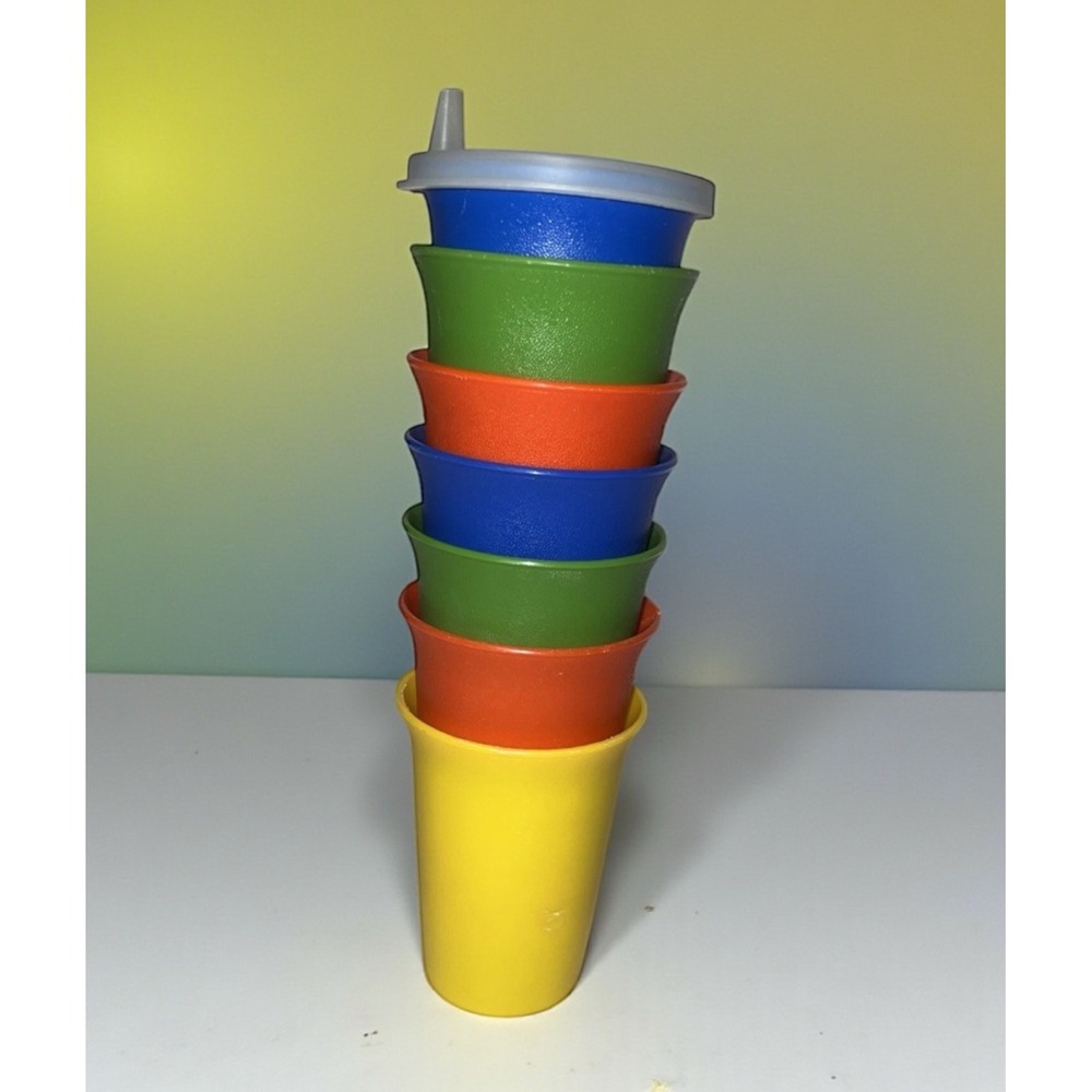 Tupperware Bell Tumblers Cups Vintage Set of 7 & 1 Lid Yellow Orange Blue Green